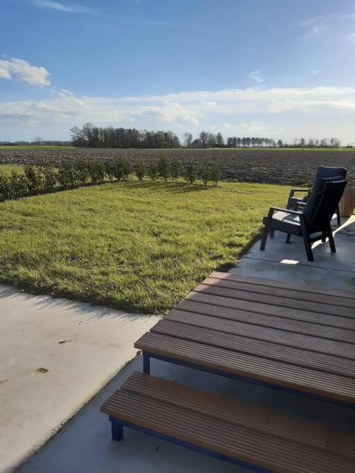 B&B Weidse Blik Ingelum Engelum Exteriör bild
